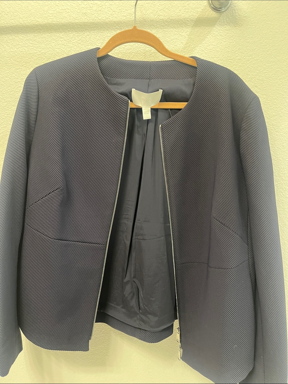 Boss size 14 Structured Navy Zip-Front Women's Blazer